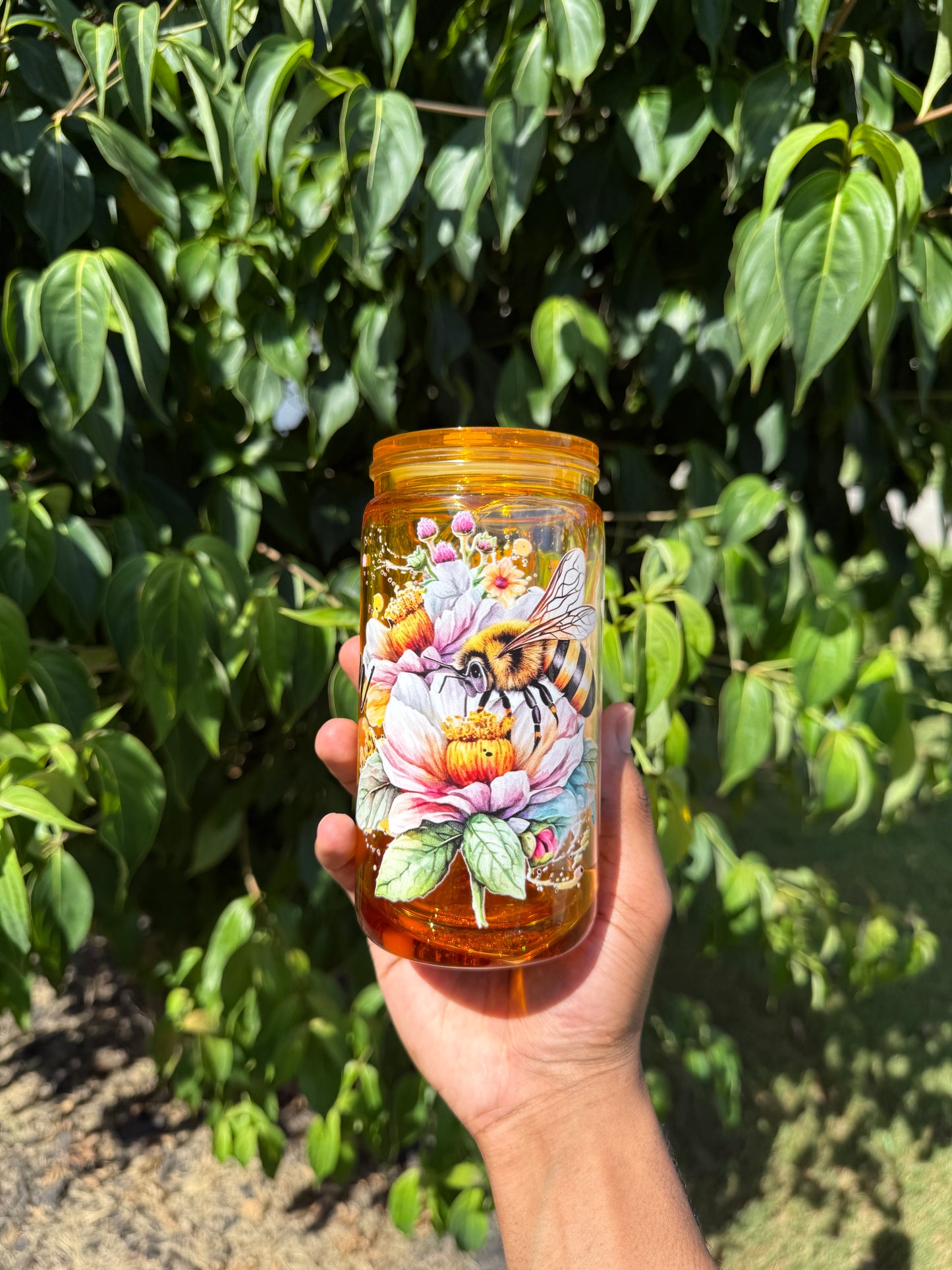 SNOWGLOBE HONEY DRIP