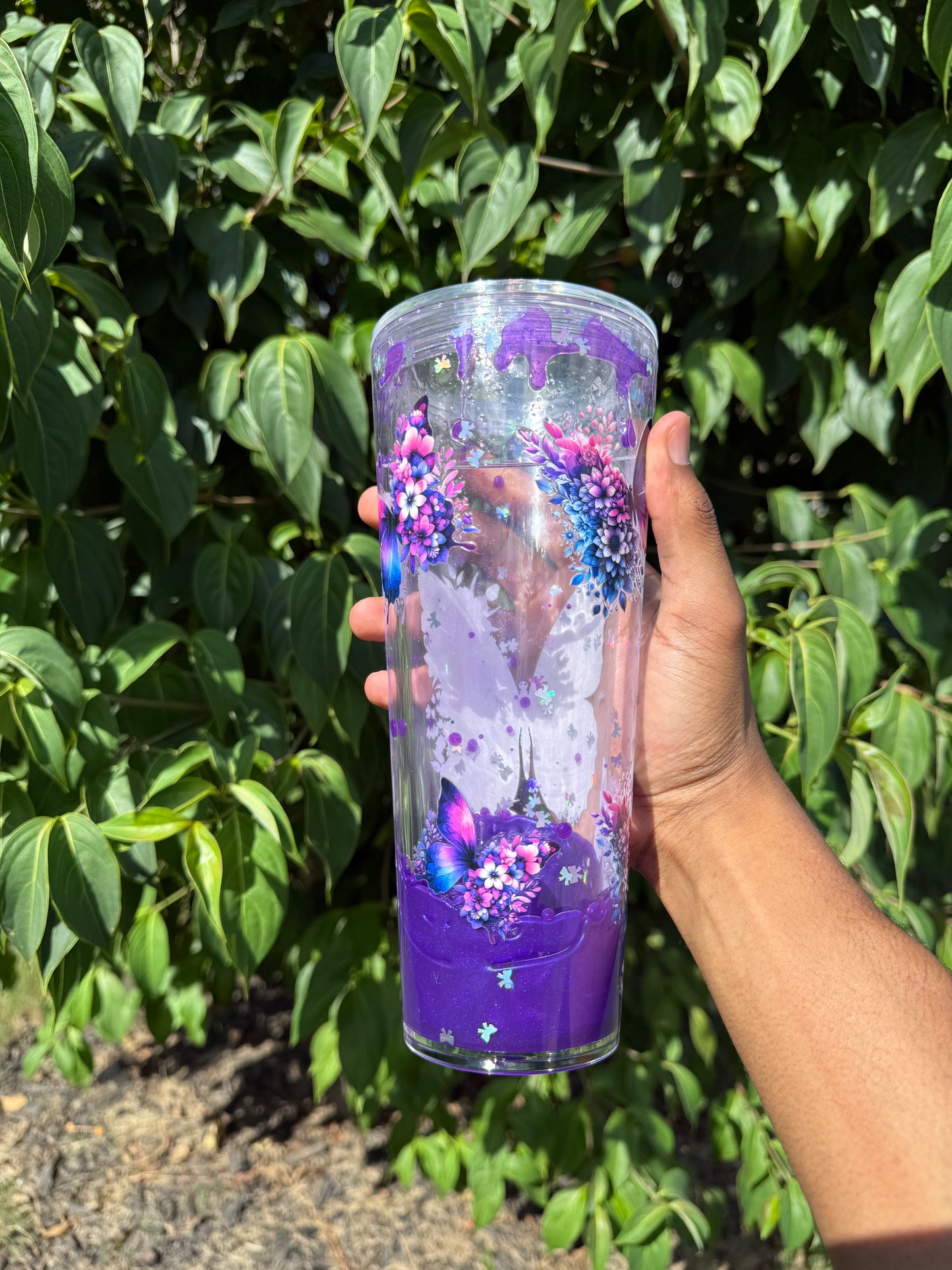 BUTTERFLY SUSPENDED FLOW